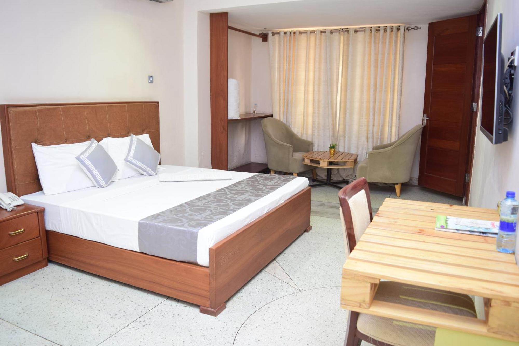 다르에스살람 K27 Premier Backpackers 호스텔 외부 사진